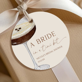 エスプレッソマティーニ ブライダルシャワーのために少しだけ花嫁 フェイバータグ