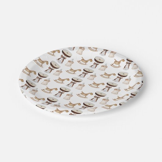 エスプレッソ・マルティニの赤ちゃんシャワーの途中のTiniの1 ペーパープレート (アングル)