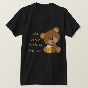 エスペラント: ursoのtrinkas bieron.によって tシャツ