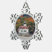 エソプスメドウズライトハウス スノーフレークピューターオーナメント (右)