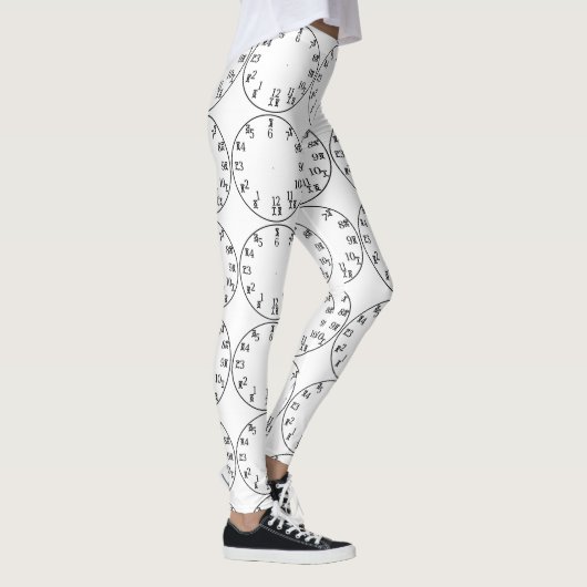 エチオピアの時刻を教えるアムハリッククロックヨガレギンス レギンス (右)