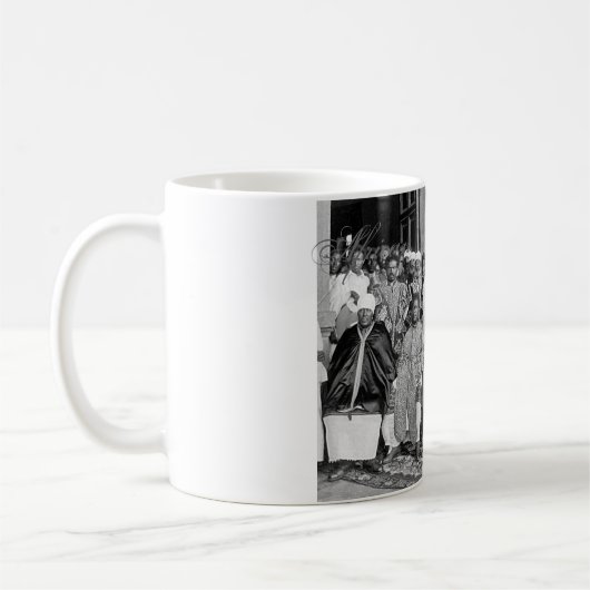 エチオピアの皇族のマグ コーヒーマグカップ (左)