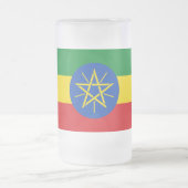 エチオピア国旗を持つ曇りガラスのマグカップ フロストグラスビールジョッキ (中央)