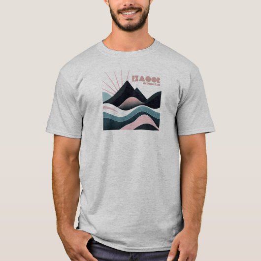 エックスムーア国立公園の色とった丘 Tシャツ (正面)