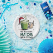 エッグノッグの代わりに抹茶を飲むクリスマス ペーパープレート (パーティー)