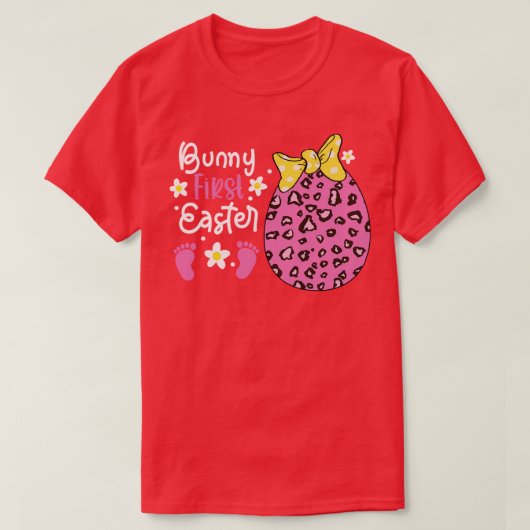 エッグヒョウ復活祭の日妊娠バニー最初の東 Tシャツ (デザイン正面)