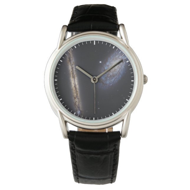 エッジオン銀河系Ngc 4302 & Tilt銀河系Ngc 4298 腕時計 (正面)