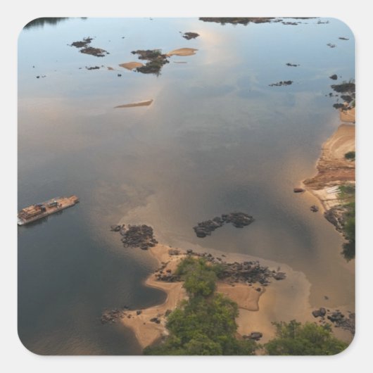 エッセシボ川、ガイアナで最も長い川、2 スクエアシール (正面)