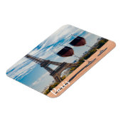 エッフェルタワーとワインの2つのグラス マグネット (左側)