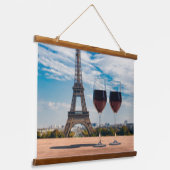 エッフェルタワーとワインの2つのグラス 吊り下げ型タペストリー (傾斜あり)
