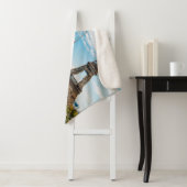 エッフェルタワーにブリージーチーズが入ったワインのグラス シェルパブランケット (インサイチュ)