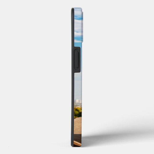 エッフェルタワーにブリージーチーズが入ったワインのグラス Case-Mate iPhoneケース (裏面 / 右)