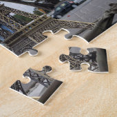 エッフェルタワーパリ。 ジグソーパズル (側面)