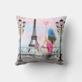 エッフェルタワー付きパリ枕の女性 クッション (裏面)