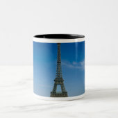 エッフェルタワー，パリ，フランス ツートーンマグカップ (中央)