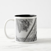 エッフェル塔のオーティスのエレベーター ツートーンマグカップ (左)