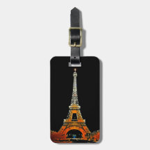 エッフェル塔のトラベルタグで旅をスタイリッシュに