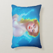 エテリアール女神ポートレート – シュルレアルファンタジー アクセントクッション (正面(垂直))