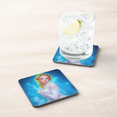 エテリアール女神ポートレート – シュルレアルファンタジー コースター (右側)