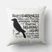 エドガー・アラン・ポー著ワタリガラス(その暗闇への深い) クッション (裏面)