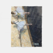 エドガー・デガのバーレで踊るダンサー フリースブランケット (正面)