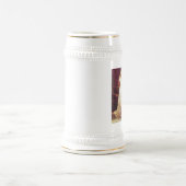 エドムンド・ブレア・レイトン:アコラード・スティーン ビールジョッキ (中央)