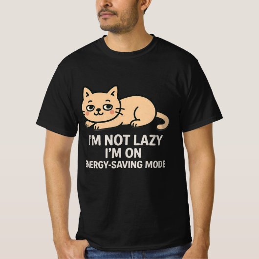 エナジーセービングモードの猫 面白い 怠け者 ユーモア Tシャツ (正面)