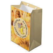 エネルギッシュなバナナスラムダンクフルーツ燃料おもしろい🍌🏀 ミディアムペーパーバッグ (正面アングル)