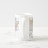 エネルギッシュカラフルな抽象芸術フラクタル芸術花 ボーンチャイナマグカップ (裏面)