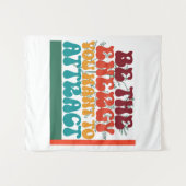 エネル前向きギー図形デザイン タペストリー (正面(横))