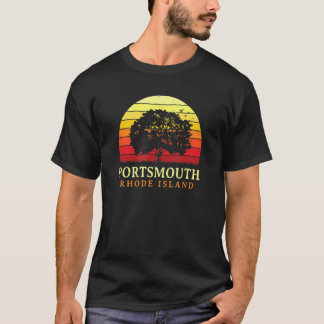 エバーグリーンサンセットポーツマスオークツリーロードアイランド Tシャツ