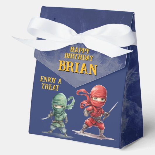 エピック忍者戦士の誕生日 4"w x 2"l x 5"h フェイバーボックス (正面)
