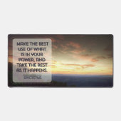 エピテトス感動的引用文最高の「使用」 デスクマット (正面)