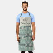 エプロンパーソナライズされた – 多言語バイブルの詩 エプロン (着用した状態)