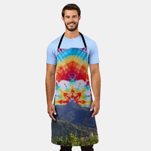 エプロン絞り染めマウントタマルパイスカイデザイン エプロン (着用した状態)