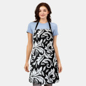 エプロン黒 – P0358 エプロン (着用した状態)