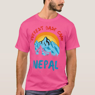 エベレストベースキャンプネパール登山ハイキングマウンテンズ Tシャツ