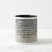 エペソ人への手紙第2章8-9節の恵みによって救は、あなたは通る マグカップ (中央)