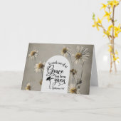 エペソ4:7私たち一人ひとりの恵みは聖書与えである カード (黄色い花)