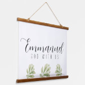 エマニュエル神と私たち水の色の葉スクロール 吊り下げ型タペストリー (傾斜あり)