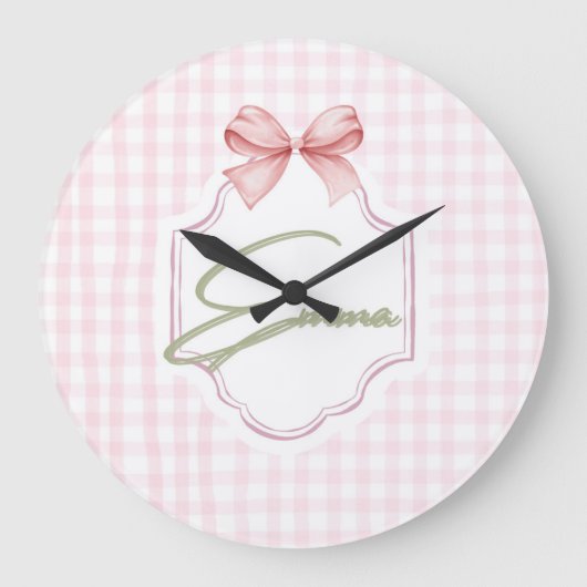 エマパーソナライズされたピンクボウ&ギンガムプリント ラージ壁時計 (正面)