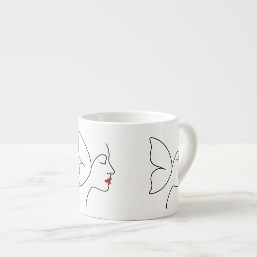 エマージング翼 – 隠しバタフライヒーリングポートレート エスプレッソカップ (正面右)