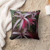 エマ女王の紫色のCrinumユリ クッション (ブランケット)