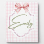 エミリーちゃんの個性が光るベビーガール用ナーサリー　ボウ＆ギンガム フォトプラーク (正面)
