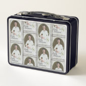 エミリー・ディキンソン・スタンプ メタルランチボックス (裏面)