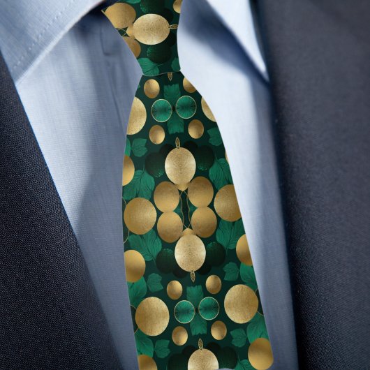 エメラルドはっきりしたと金ゴールドのネクタイの円 ネクタイ