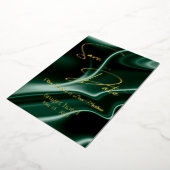 エメラルドグリーンのシルクの背景を保存する 箔招待状 (回転した状態)