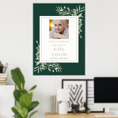 エメラルドグリーンの植物写真による生命のお祝い看板 ポスター (ホームオフィス)