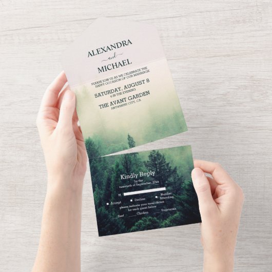 エメラルドグリーンの水彩松の木の結婚式 オールインワン招待状 (貼ってはがせる)