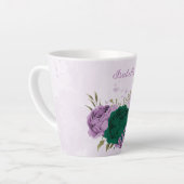 エメラルドグリーンの紫の花 カフェラテマグ (左アングル)